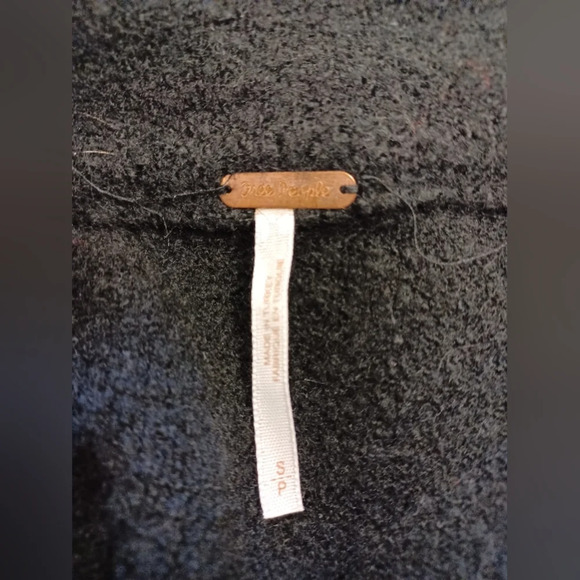 Free People EUC Black LS Cowl Neck Knit Sweater Size Small - Picture 8 of 10